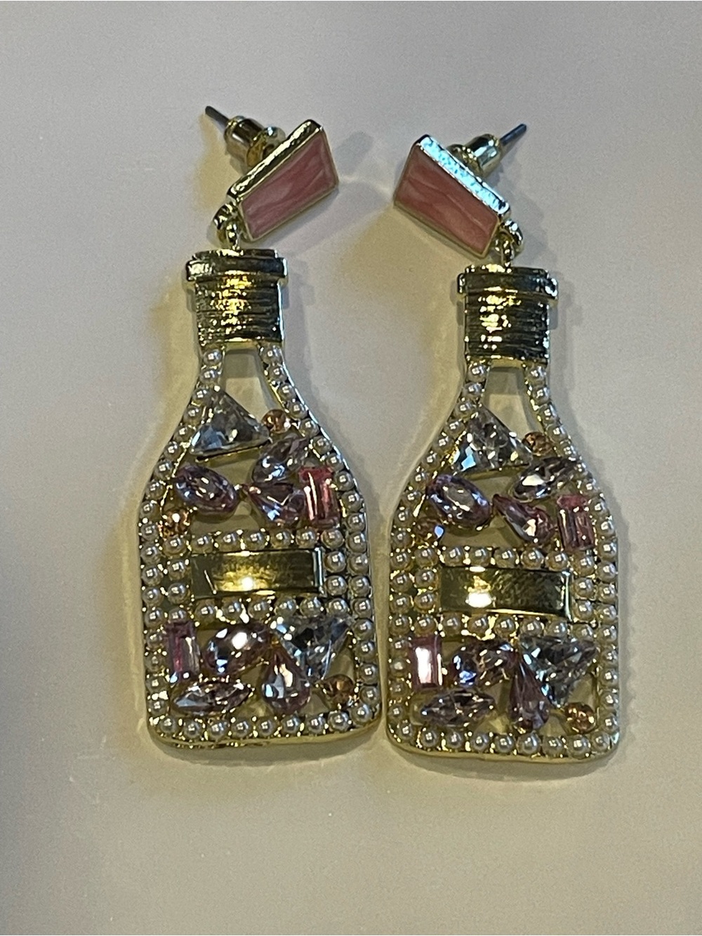Pink Champagne Jeweled Faux Pearl Dangling Pierced Gold Tone Earrings #0246 ❤️‍🔥